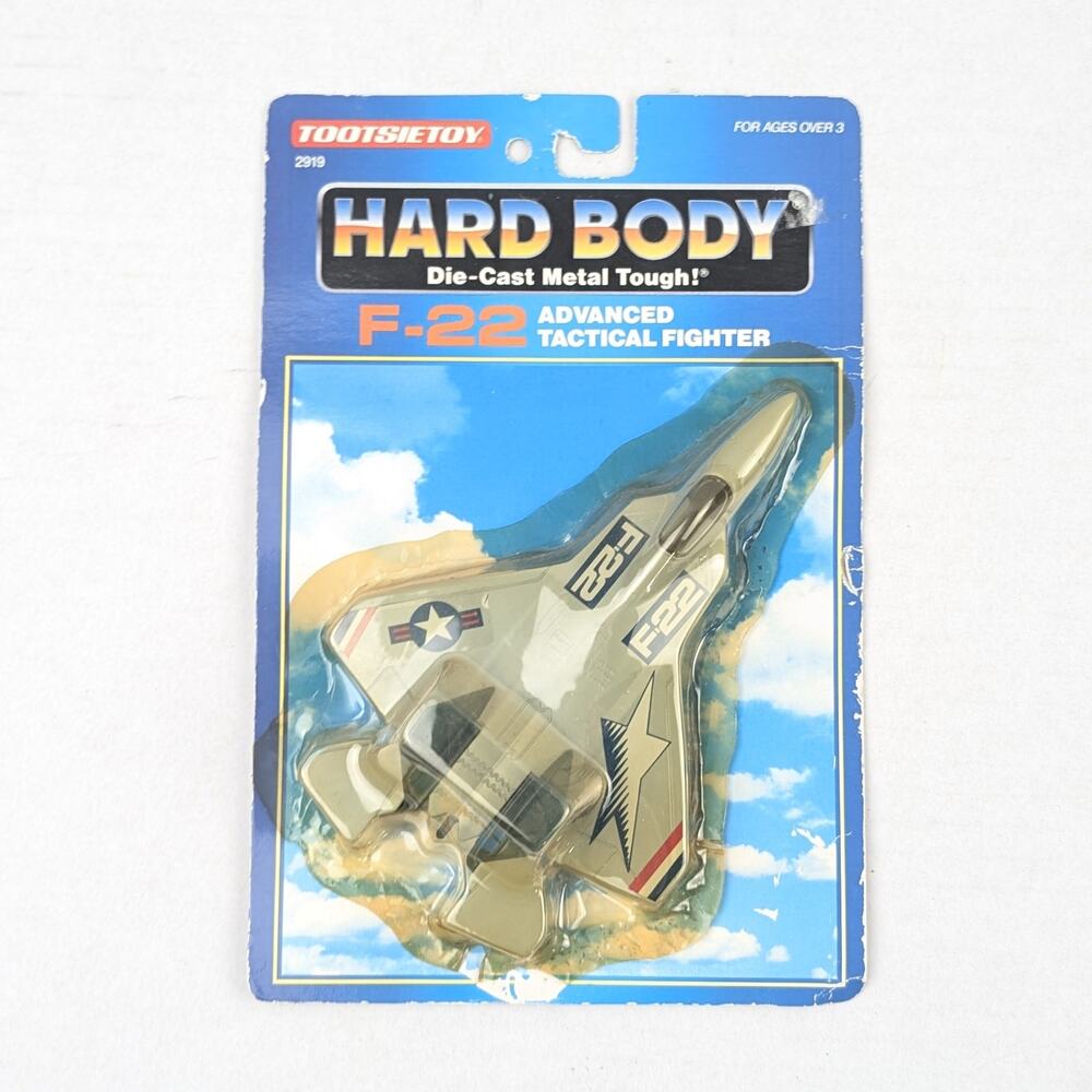 1992 Tootsietoy Hard Body F-22 Advanced Tactical Fighter Sealed Damaged Card